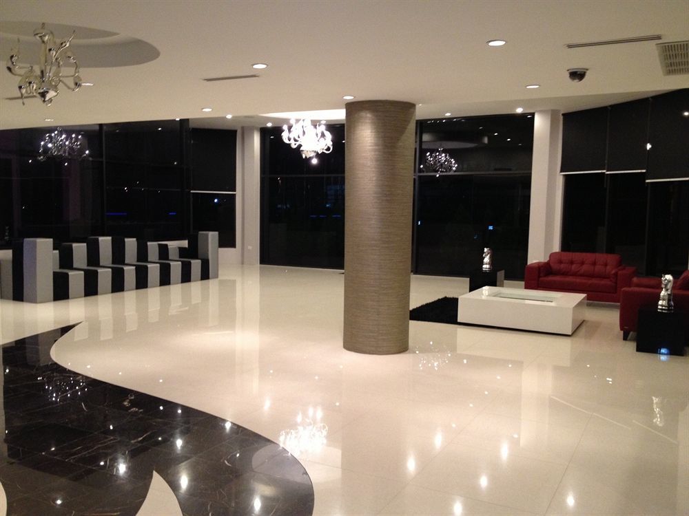 Regent Star Hotel Piarco エクステリア 写真