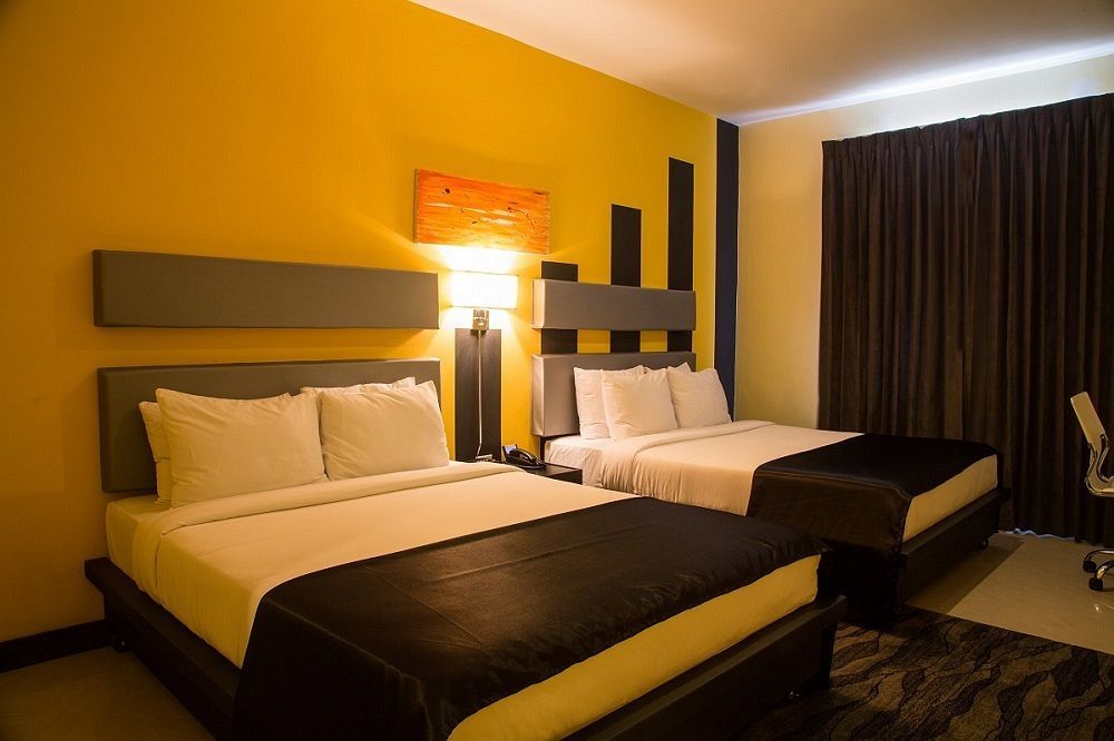Regent Star Hotel Piarco エクステリア 写真
